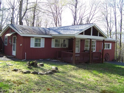 -rrowhead Lake see the lake from the family room and 4 season room...call Arlene for an appt today 570-269-2319