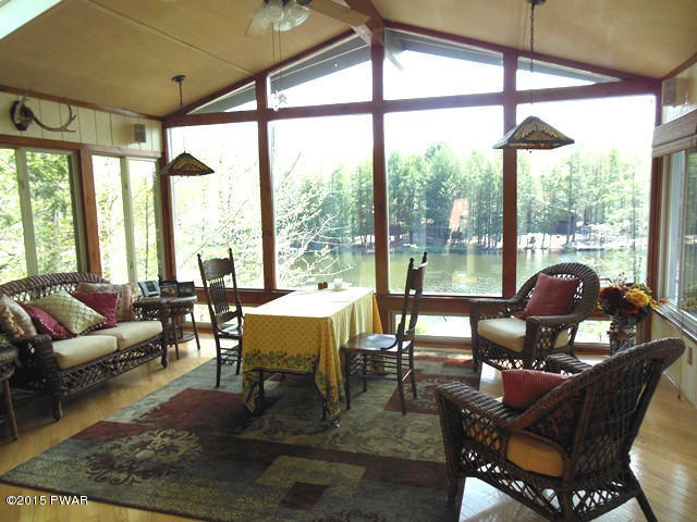 Deerfield Lake The Hideout Contemporary House