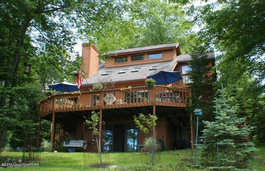 Lakefront Home in Arrowhead Lake $399,900