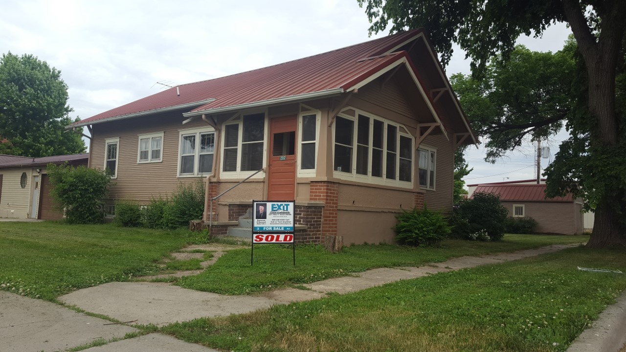 202 N. Hickory St. Avon, SD 57315 is SOLD by Donovan O'Donnell