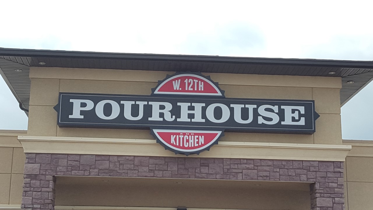 W. 12th PourHouse Kitchen, Sioux Falls