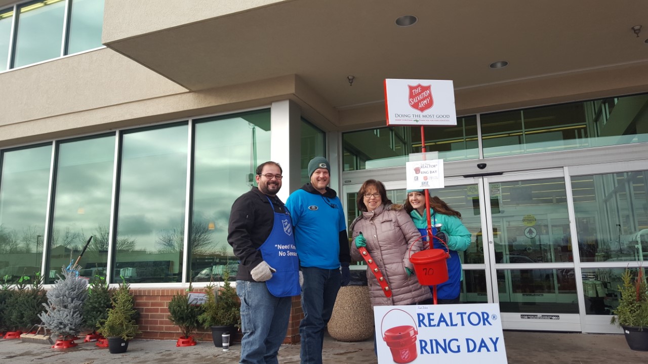 EXIT Realty Sioux Empire Bell Ringing for Salvation Army!